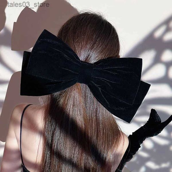 Copricapo Accessori per capelli Fermaglio per capelli con fiocco oversize in velluto per donne Ragazze Nero Elegante Forcine per capelli Vintage High-end Top clip Prom Party Accessorio per capelli Inverno Q231204