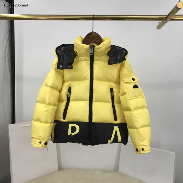 Nuovi piumini per bambini Cappotto invernale per bambini con cappuccio Taglia 110-160 Abbigliamento per bambini firmato Tre colori opzionali per ragazze Outwear Nov25