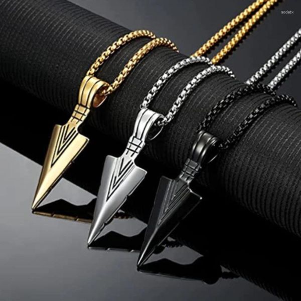 Zincirler Hip Hop Vintage Erkekler Arrow Kolye Narin Üçgen Spearhead Arrowhead Kolye Punk Hediye Takı için