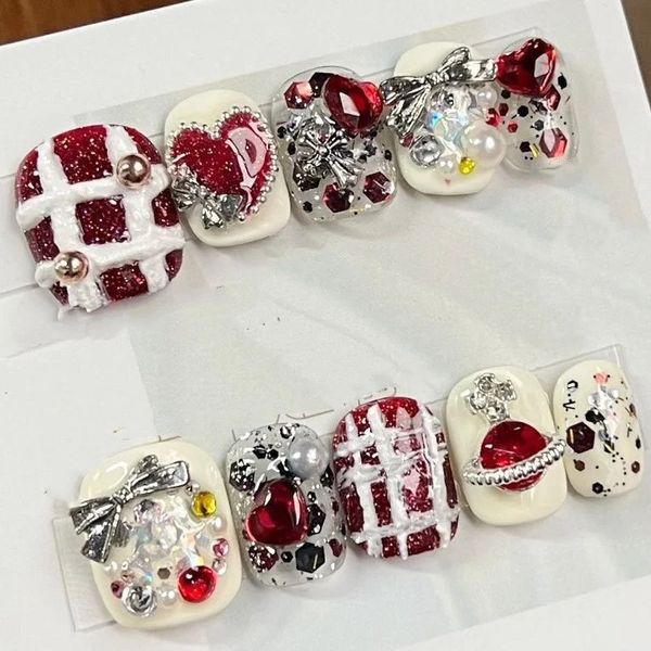 Künstliche Nägel, kurz, handgefertigt, Lichttherapie-Nageldesign, weihnachtlicher Stil, festliche rote Diamanten, super süße Schleife, Kirsche, Luxus-Kleidung, Nagelstück 231204