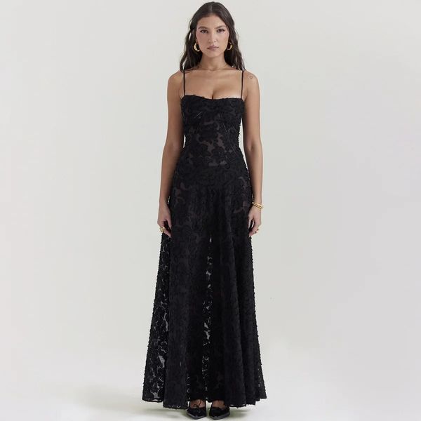 Abiti sexy urbani Suninheart Abito natalizio con cinturino nero per spaghetti Abito sexy trasparente Abito da donna elegante e bello con applicazioni Maxi abito formale 231204