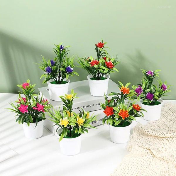 Dekorative Blumen, künstliche Topfpflanze, 5 kleine Lotus-simulierte Kunststoffblumen, Bonsai für Zuhause, Party, Garten, Desktop-Dekor, gefälschte Ornamente