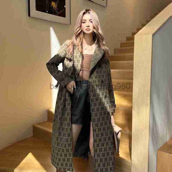 trench di design da donna di lusso Giacche a vento da donna Cappotto lungo sciolto giacca da donna cappotti con patte di fiori vecchi