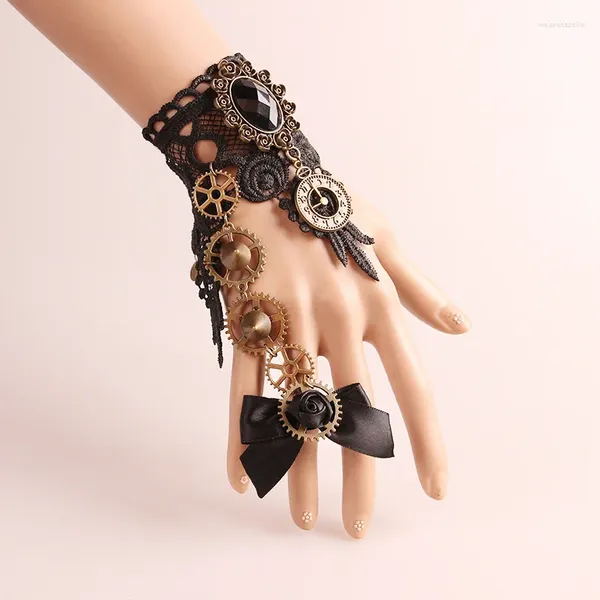 Braccialetti con ciondoli Gotico Steampunk Polsino in pelle di pizzo dorato Guanto senza dita Bracciale scaldabraccia Nero Accessori per regali di Natale di Halloween