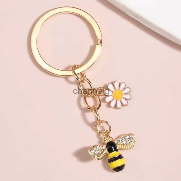 Anahtar halkalar sevimli anahtarlık arı balığı kalp çiçek anahtar yüzük bahçe anahtar zincirleri hediyelik eşya hediyeleri kadınlar için