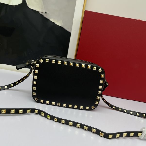 Дизайнерская сумка мода Gold Nail Crossbody Bag Plain Talfskin Sagce Sack Classic Зуба на молнии на молнии.