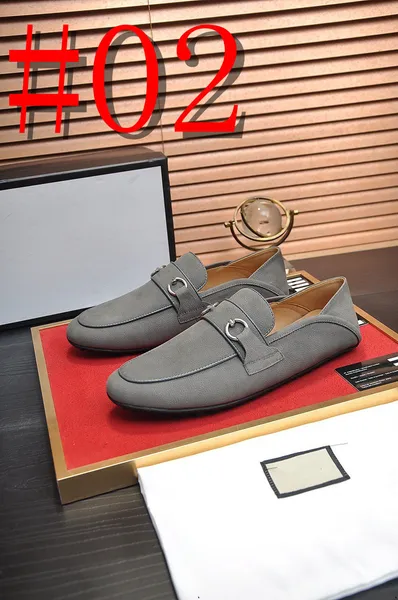 40model Designer Uomo in vera pelle Ragazzi Adolescenti Marchio di lusso 35 ~ 48 Scarpe casual di marca per uomo Guida mocassino maschile Mocassini