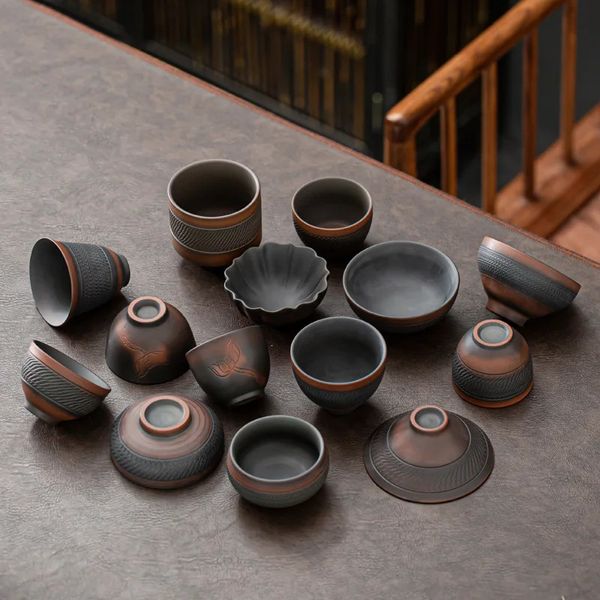 Xícaras de chá Retro escultura Teacups High-end Cerâmica Conjunto de Chá Copos Roxo Cerâmica Kung Fu Xícara de Chá Cerâmica Teaware Cup para chá Pequeno Teacup 231204