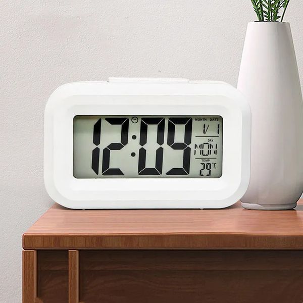 Relógios da mesa Mini Música Música Digital Clock Digital Luz de fundo Snooze MUTE CALENDAR ALAWAYS ALAWAYS NA TABELA RELÓGIOS DE TABELA TEMPERATURA LED ELETRO RELÓGIOS 231205