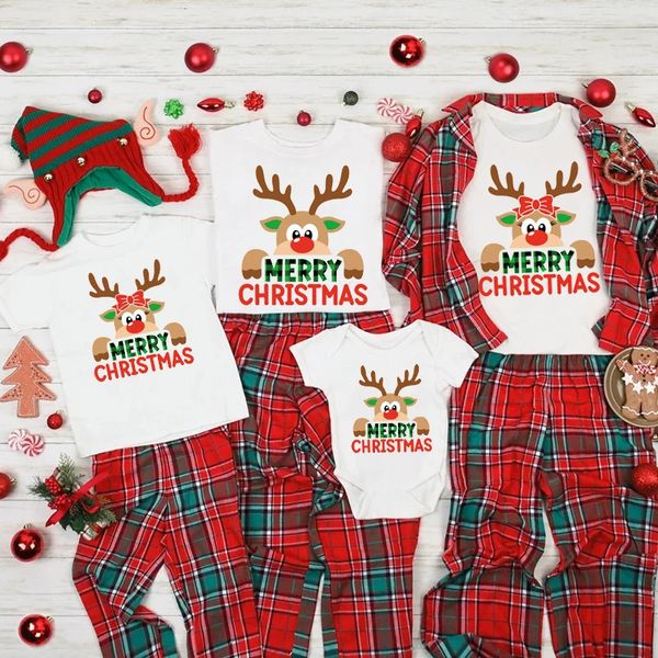 Abiti coordinati per la famiglia Divertenti renne Buon Natale Stampa camicie Cotone Papà Mamma Bambini Riunione Vacanze di Natale 231204