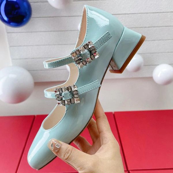 Sandálias Primavera Verão Mulheres Laca Couro Material Duplo Botão Design Cor Sólida Altura Aumentando Sapatos