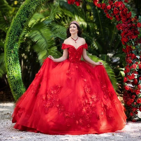 Vermelho brilhante com decote em v fora do ombro vestidos de baile quinceanera vestidos frisados apliques renda flor com capa vestidos de 15 anos