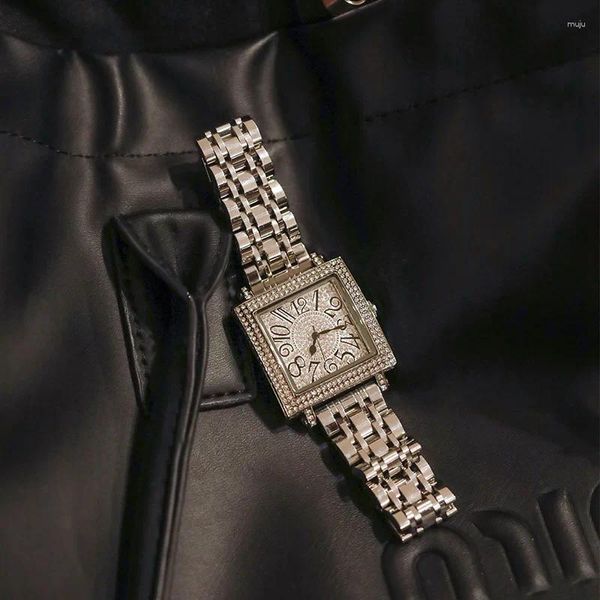 Armbanduhren Klassische quadratische Uhr Luxus voller Diamant hochwertige Quarzuhren Frauen Top-Marke Original Iced Out Edelstahluhr
