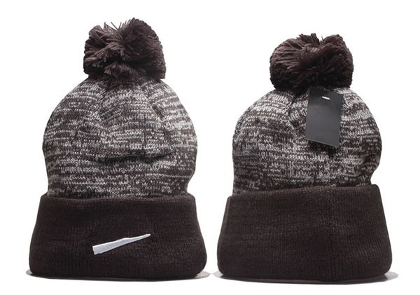 Lettera di marca NK beanie Cap uomo donna designer cappelli a secchiello New Fashion Donna Donna Warm Winter Beanie Grande pelliccia sintetica Pom Bobble Hat Outdoor K-5