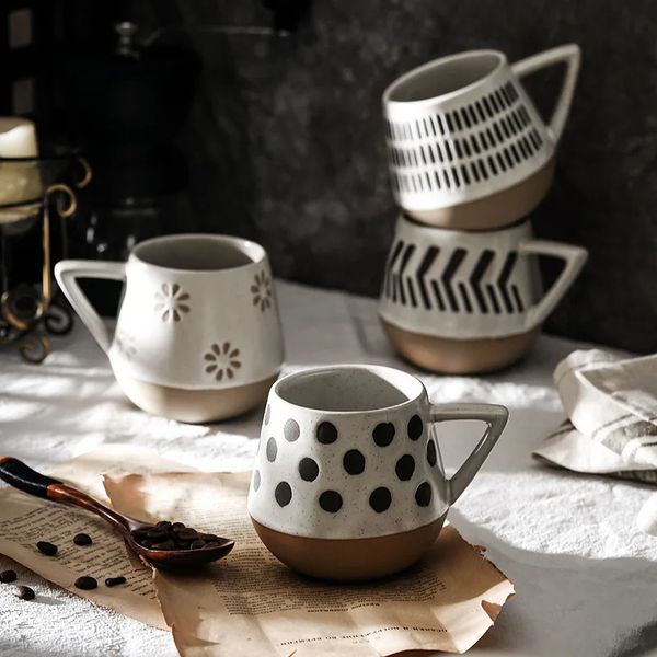 Bottiglie d'acqua Tazza in ceramica dipinta a mano creativa Tazza da caffè fatta a mano retrò Tè al latte di grande capacità Bicchieri unici Tazze da colazione Regalo 231205