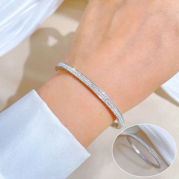 Designer-Luxus-Schmuck-Armbänder für Damen, klassischer Armreif aus Titan-Stahllegierung, vergoldet, handwerkliche Farben, verblasst nicht, nicht allergisch, 20 Stile