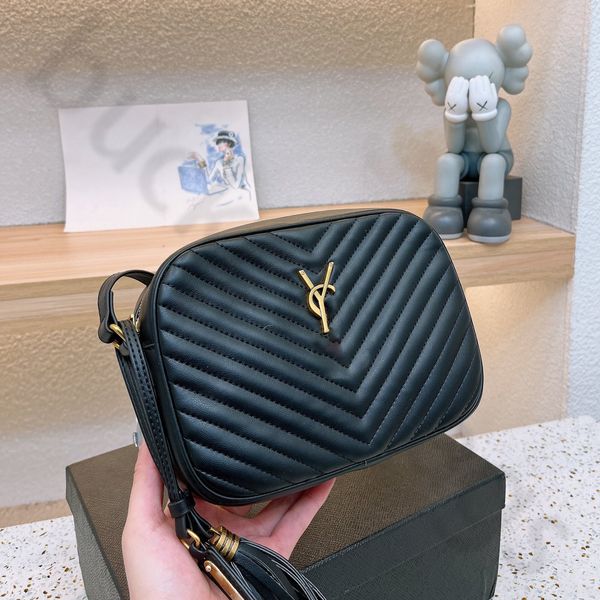 Kamera çantası tasarımcısı omuz crossbody çanta tasarımcıları mektup kadın çanta lüksler çanta siyah deri vanity çanta çapraz vücut çantaları cüzdanlar tasarımcı kadın çanta