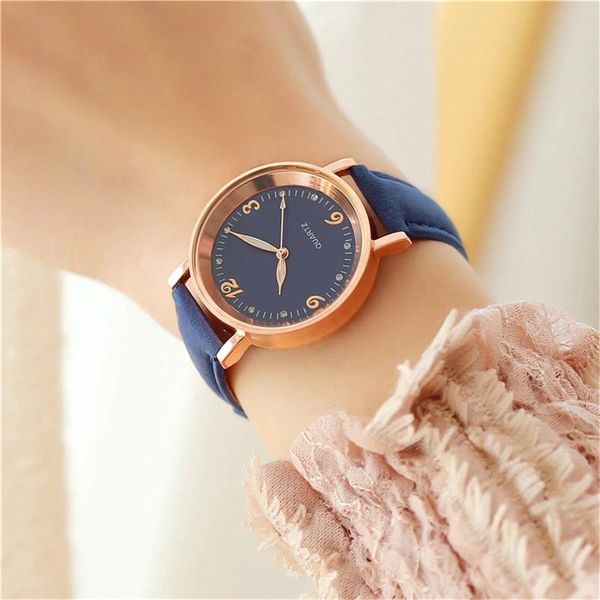 Orologi da polso Orologio da polso al quarzo di lusso Orologi da donna di moda femminile Cintura con cassa in acciaio inossidabile Orologio da polso analogico Bquartz