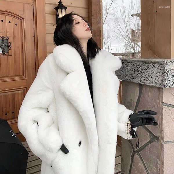 Женское меховое пальто 2023, осень-зима, утолщенное пальто с имитацией волос, средней длины, свободное вечернее пальто из бархата с лацканами из ягненка, искусственные