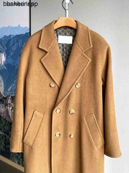 Cappotto di lusso Cappotto in lana di alpaca Maxmaras Stesso materiale Negozio Max da donna con lunghezza classica al petto e NGAM