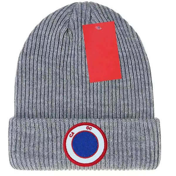 2023 Designer Beanie Canadá Knitwear Chapéu Inverno Bonnet Carta Designer Lazer Chapéus Clássico Inverno Quente Chapéus De Malha Presente de Natal 16 Cores D-99