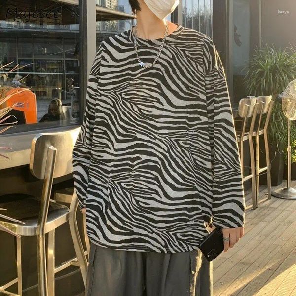 Magliette da uomo T-shirt da uomo Vintage Primavera Hip Hop Streetwear Zebra a righe manica lunga americano allentato Harajuku elegante Camisetas Abbigliamento