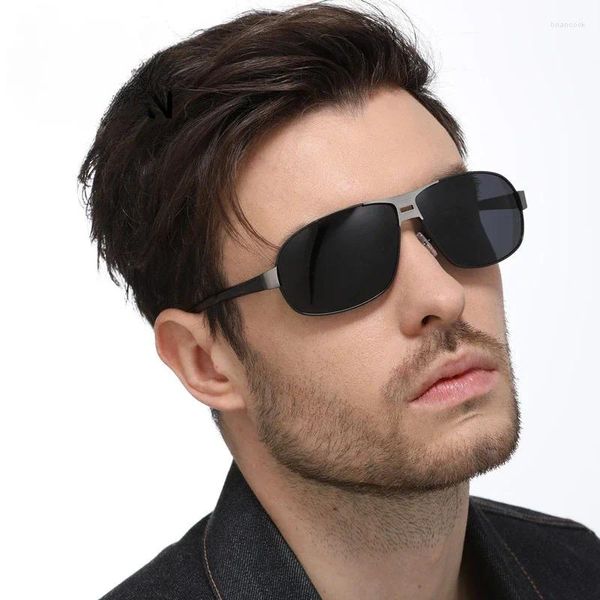 Occhiali da sole da uomo vintage in alluminio HD polarizzati occhiali da sole classici raggi guida tonalità per UV400