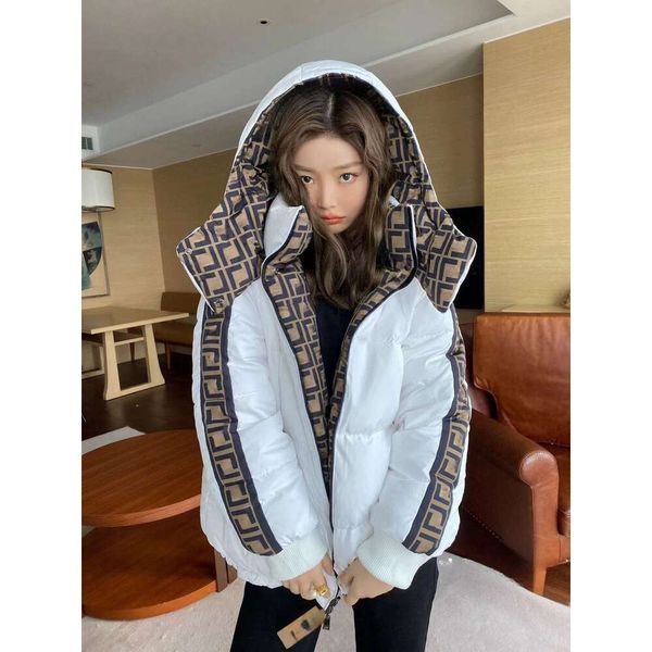 Nuovo designer F Down Jackets Luxury Double F Old Flower Letter Same stile per uomini e donne con cappuccio con cappuccio con fila da abbigliamento a due lati