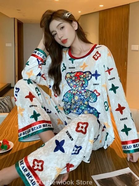 Mulheres sleepwear outono inverno cor urso dourado veludo pijama conjunto coreano calças de cabelo casa roupas em torno do pescoço premium sentido 231206