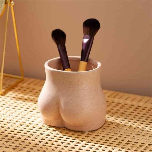 Yaratıcı mini saksı masaüstü dekorasyon pembe vücut şekli sanat göğüs popo seramik küçük vazo modern oturma odası ev 2106102808