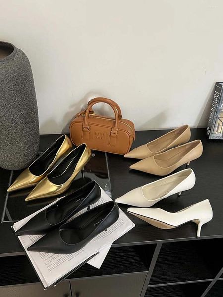 Sapatos de vestido Bombas de escritório para mulheres apontou dedo do pé raso deslizamento em saltos altos finos preto branco ouro bege stiletto festa 39