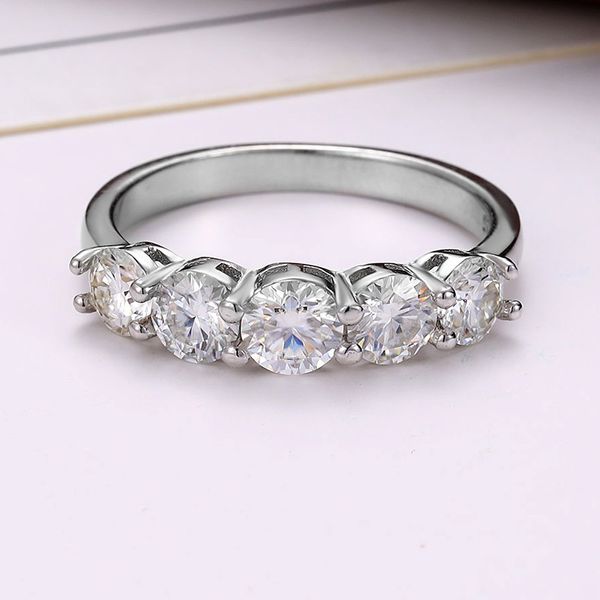 Echt 5 mm Moissanit Diamond Ring 100% echtes Sterling Sier Party Ehering -Ringe für Frauen Männer Engagement Schmuck