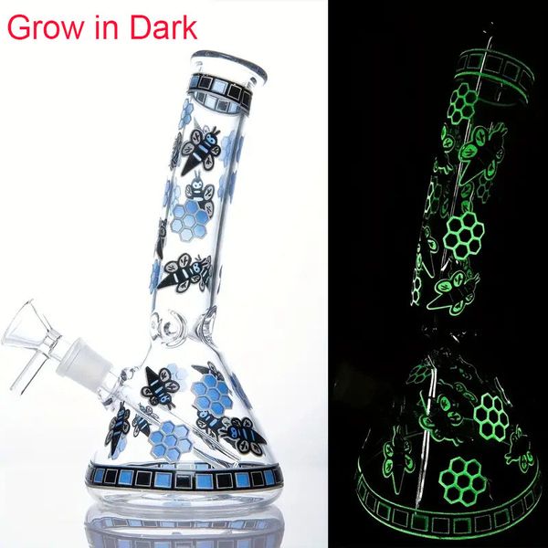 Narghilè Glow In Dark all'ingrosso Mini 20cm Triangolo Vetro Tabacco Bong Acqua Dab Rig Bong Pipa per fumare erba secca