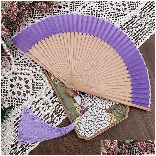 Produkte im chinesischen Stil Produkte im chinesischen Stil Papier-Bambus-Handfächer mit zarter langer Quaste in reiner Farbe für Künstler, Heim- und Wohnzimmerdekoration Dhjjq