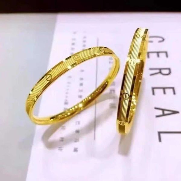 Bracciale di design Gioielli Bracciale in oro braccialettoVietnam Sa Kin Ka True Gold CNC Car Flower Imitazione di nicchia Design Chiuso