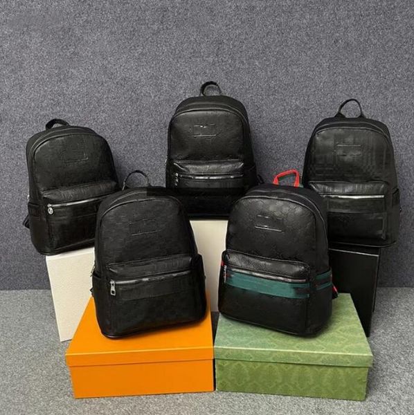 Tasarımcı Çanta Moda Kadınlar Sırt Çantası Kalite Erkekler Çanta Klasik Kadınlar Büyük Kapasite PU Deri Seyahat Backpack College Sırt Çantası Girly Sırt Çantası