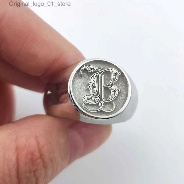 Bandringe Benutzerdefinierter Ring aus 925er-Massivsilber für Herren mit Buchstabengravur, personalisierter 15-mm-klobiger Siegelring mit 3D-Gravur, Ring mit königlichem Anfangsbuchstaben Q231207