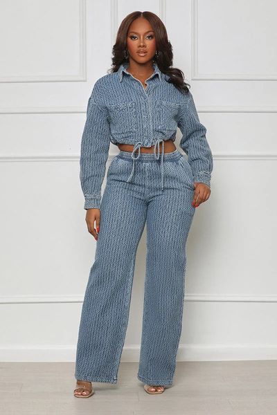 Set di denim alla moda a due pezzi da donna a girare i bottoni a maniche lunghe del colletto giacche che corse jeans a gamba a largo gamba corto 231207