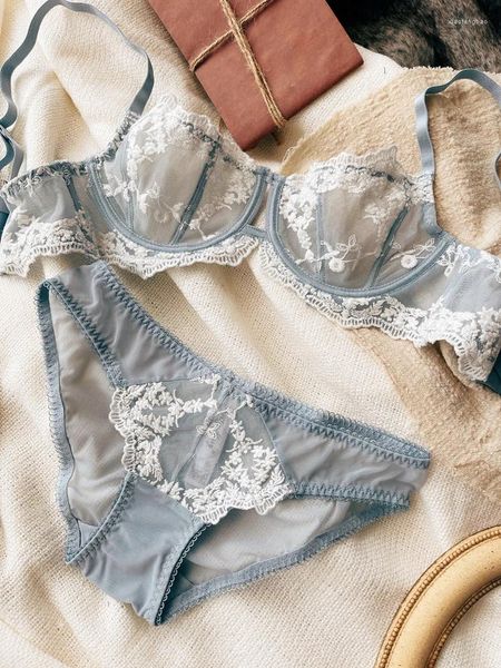 BHs Sets Sexy bestickt und Panty Set Große Brüste Kleine Stahlringe Mädchen Keine Schwämme Dünne Bralette Damenunterwäsche