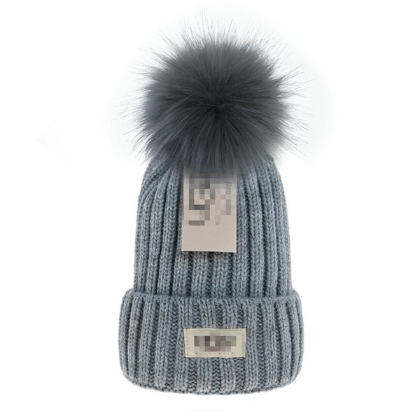 Neue Luxus-Designer-Beanie Unisex Herbst Winter Beanies Strickmütze für Männer und Frauen Hüte klassische Sport-Schädelkappen Damen Casual Outdoor warme Mütze UG05