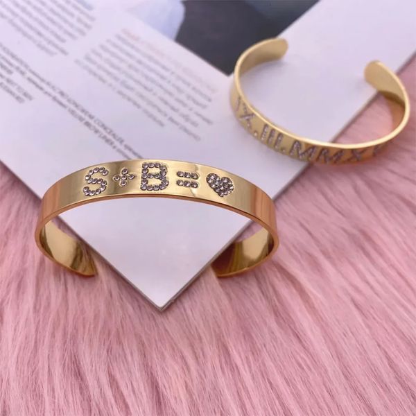 Bangle Luer Nome Personalizado Bangles / Pulseira Personalizado 5A Zircon Cuff Bangle Rhinestone Personalizado Jóias Mãe Chiristmas Presentes 231206