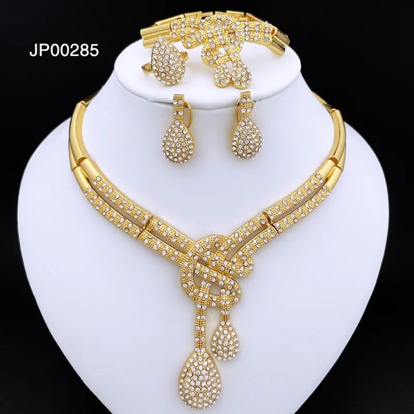 Hochzeit Schmuck Sets Dubai Gold Farbe Set Halskette und Ohrringe Großes Armband Bankett Party 231207