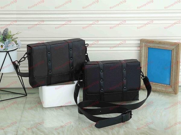 Eğlence kutusu şekilli omuz çantası yatay siyah kabartmalı baskılı crossbody çantalar popüler tasarımcı dosya paketi lüks küçük kare çanta