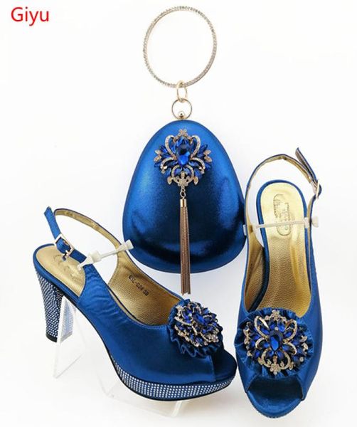 bellissime scarpe italiane viola con borse abbinate Scarpe e borse da donna africane Set per sandali estivi da ballo MJ1242141593