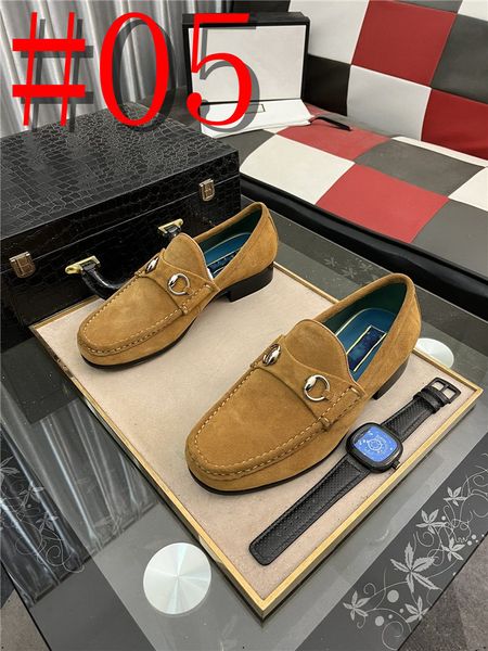 34Modello uomo scarpe eleganti firmate Autunno 2023 scarpe da smoking da uomo uomo in pelle di alta qualità comode scarpe da uomo d'affari scarpe formali autunno scarpe da uomo