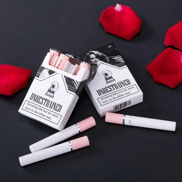 Rossetto Creativo Set di sigarette 4 colori Matte Lip Gloss Smalto a lunga durata Stick impermeabile Tubo Nude Red Tint Makep 231207