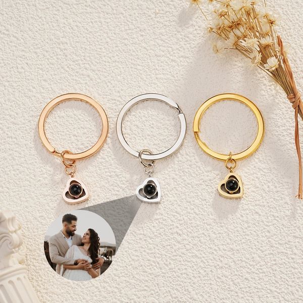 Chaveiros Personalizados em forma de coração Po Projection Keychain para presente para namorada Natal de aço inoxidável 231206