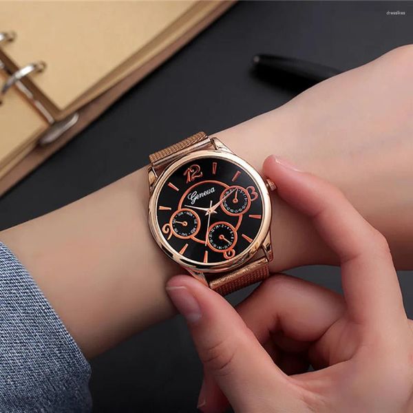 Bilek saatleri üst düzey kaliteli moda saatler erkekler izleme trend kuvars silika jel kayış gül altın bilek montre homme