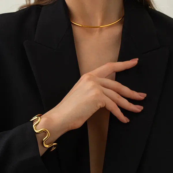 Браслет Minar Chic Twist Water Wave Chain Регулируемые браслеты для женщин 18-каратного золота с PVD-покрытием из нержавеющей стали, водонепроницаемые