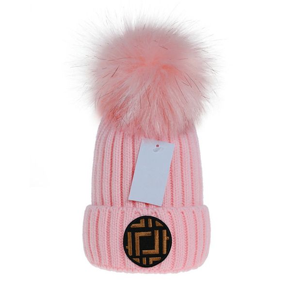 Moda Yeni Tasarımcı Şapkaları Erkek ve Kadınlar Beanie Sonbahar/Kış Termal Örgü Şapka Kayak Markası Bonnet Yüksek Kaliteli Kafatası Şapkası Lüks Sıcak Kap F-6